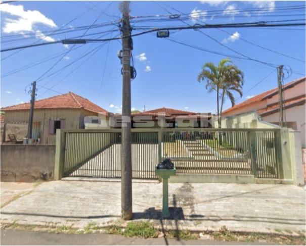 Casa em Garça/SP com 2 Vagas e Amplo Quintal