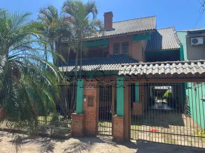 Sobrado com 3 quartos e 2 banheiros em Canoas