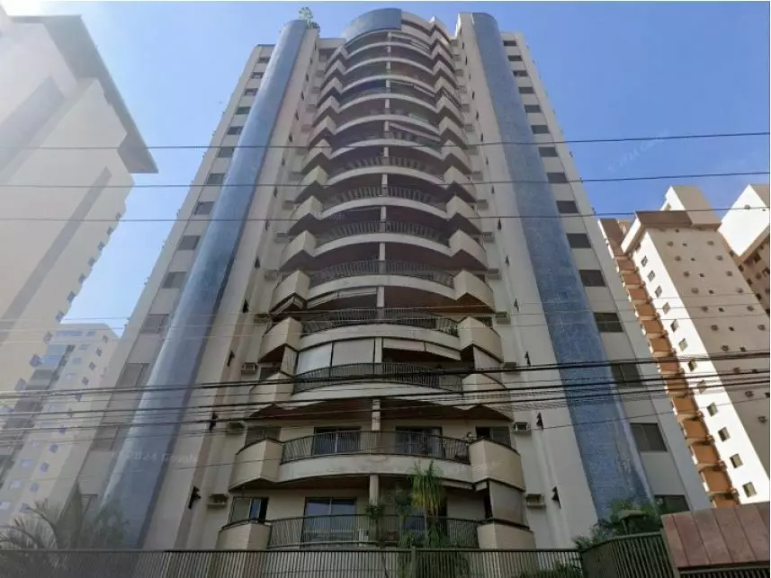 Apartamento Desocupado com 2 Vagas e Ampla Área em Ribeirão Preto