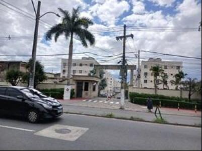 Apartamento de 47 m² com 2 quartos e banheiro