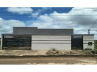 Casa com 120m² construída em terreno de 200m², imóvel