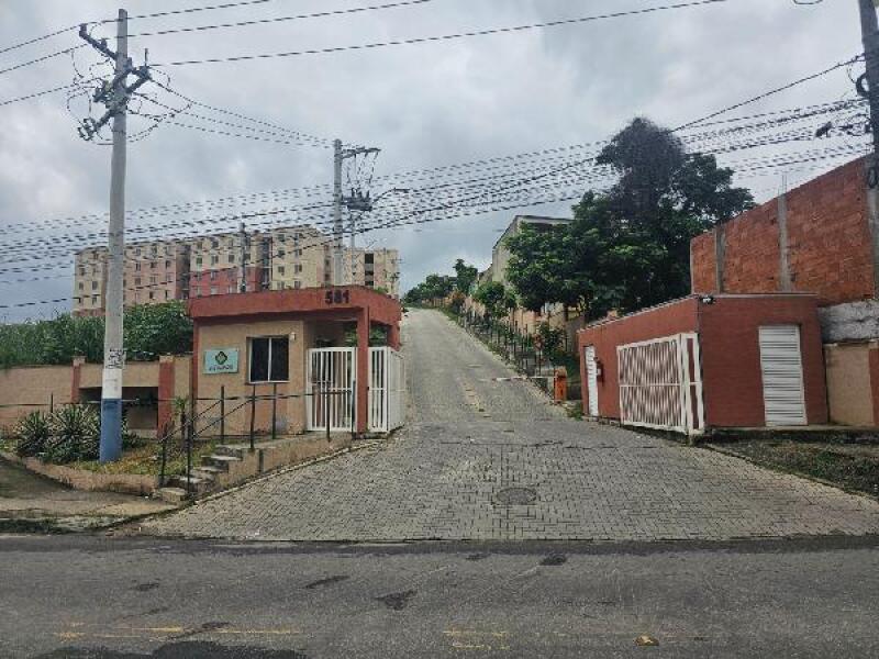Apartamento com 2 quartos em Belford Roxo