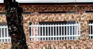 Casa com 117m² em Terreno de 294m² - Ocupado