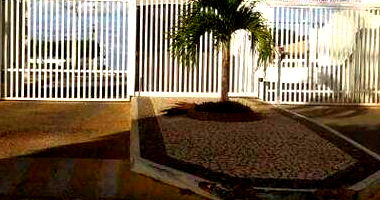 Casa em condomínio com 1 vaga e 367 m² de terreno