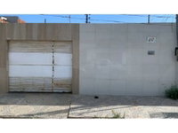 Casa ocupada com 3 quartos, 2 banheiros e 1 vaga, 110m² construída