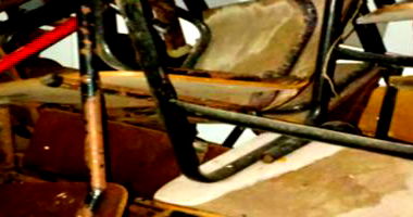 Sucatas Mobília com 12 itens