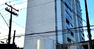 Apartamento 80m² com 2 dormitórios e 1 vaga no Farol