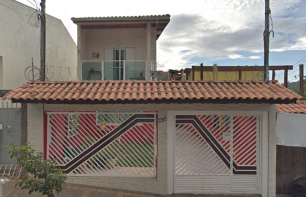 Sobrado Espaçoso com 175m² no Conjunto Vista Verde