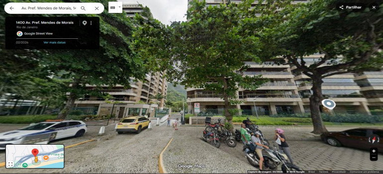 Apartamento de 196m² com 3 vagas em leilão