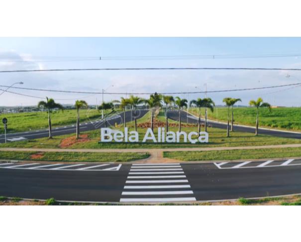 Terreno 383m² em Condomínio com Excelente Localização