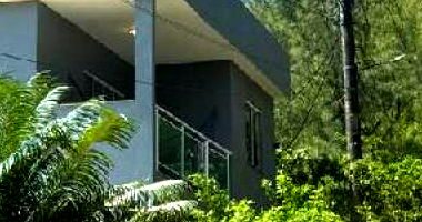 Sobrado amplo com 4 quartos e 3 banheiros, 550m² construídos
