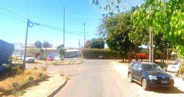 Casa aconchegante com 81m², 1 vaga e área total - Ocupada