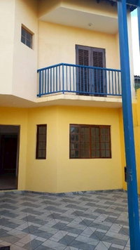 Casa ocupada com 2 quartos, 2 banheiros e 76,58 m²