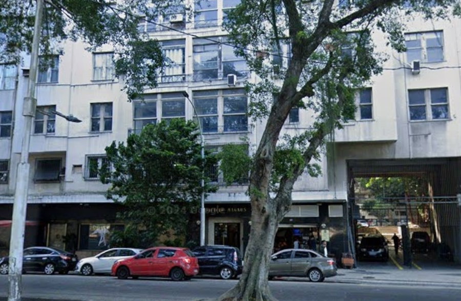 Apartamento com 1 vaga de garagem no Centro do Rio de Janeiro