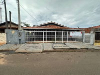 Casa 3 dorms, 1 vaga, 223m² - Desocupada - Excelente localização
