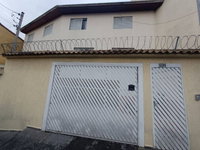Casa com 3 dormitórios, 1 vaga de garagem, 135,82 m² construídos, ocupada