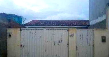 Casa Ocupada com 70m² de Área Construída