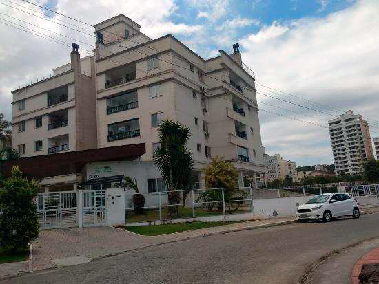 Apartamento duplex com 2 vagas de garagem, 162m²