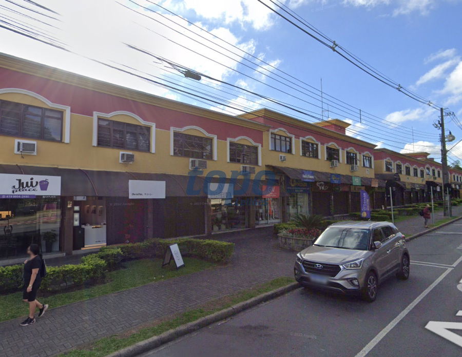 Loja 27 - Conjunto Comercial Arthur Bernardes em Curitiba/PR