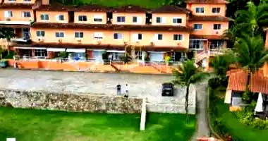 Apartamento Luxuoso em Condomínio com Marina Privada em Angra dos Reis