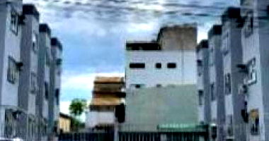 Apartamento com 1 vaga em Campos dos Goytacazes - RJ