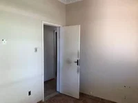 Casa ocupada com 70,4 m² construídos