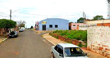 Casa com Edícula e Terreno em São Manuel/SP