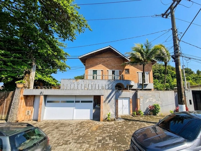 Sobrado alto padrão, 567,83 m², 4 quartos, Enseada, Guarujá/SP