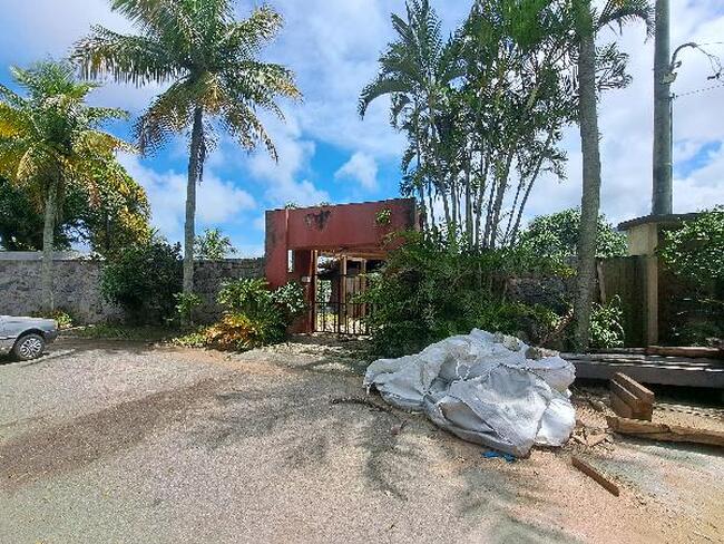 Casa com 10 quartos e 863m² de área privativa