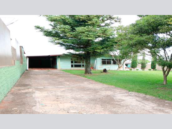Casa em Passo Fundo com Terreno Amplo