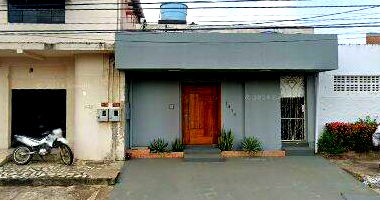 Imóvel Comercial com 5 salas, 4 suítes e garagem para 3 veículos