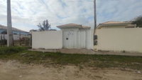 Casa com 2 quartos, 2 banheiros e 1 vaga de garagem