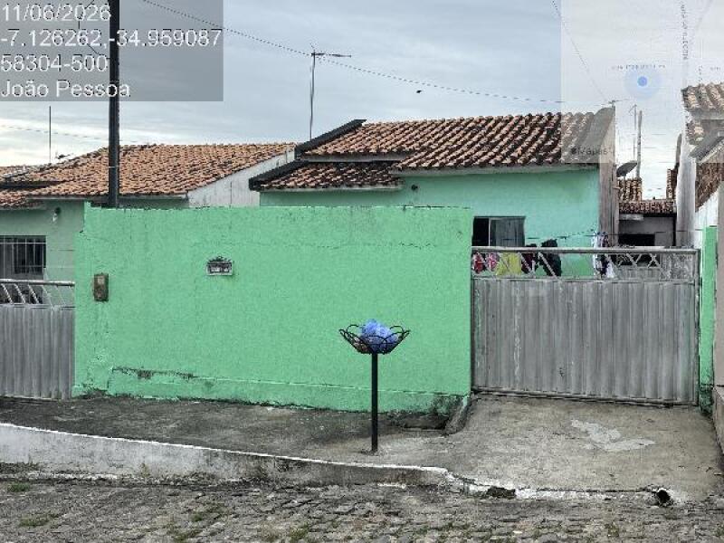 Casa com 2 Quartos e Garagem em Santa Rita