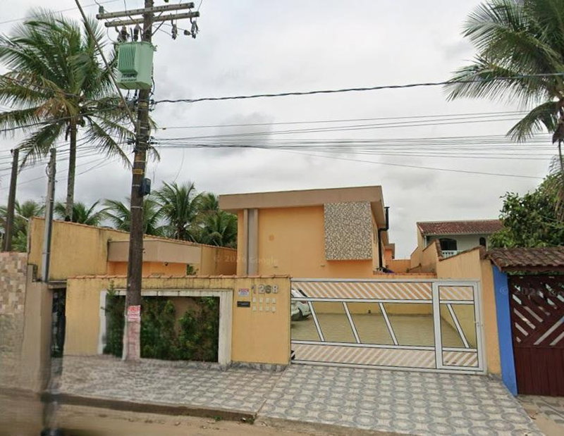 Casa 63m² com 2 Suítes e 1 Vaga - Ocupada