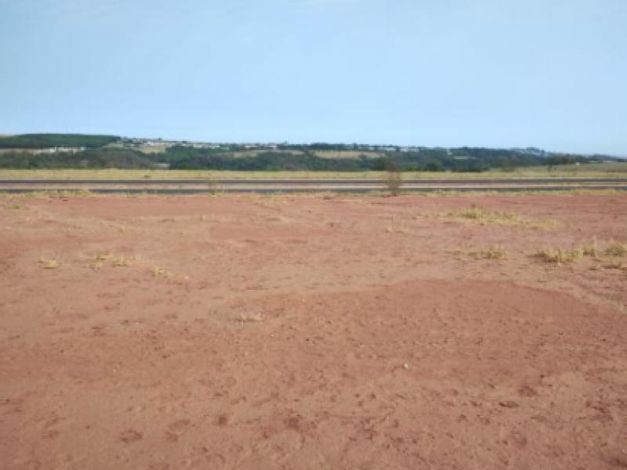 Lote com 240m² em Jardim Botânico I