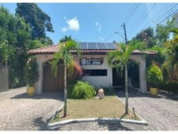 Casa com 158m² construídos em terreno de 3.588m², ocupada