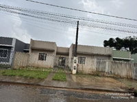 Casa com 3 quartos, 1 banheiro e 1 vaga de garagem