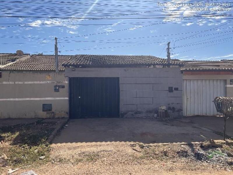 Casa com 2 Quartos em Santo Antônio do Descoberto/GO