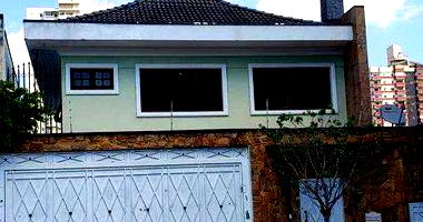 Casa com 307m² de área construída no Jardim da Saúde