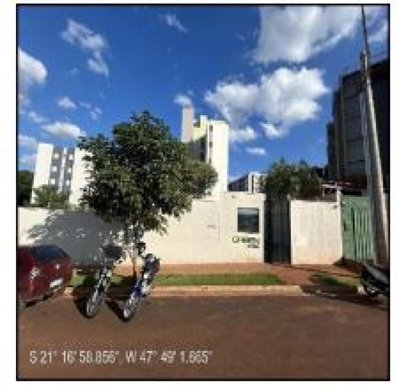 Apartamento com 1 vaga na garagem