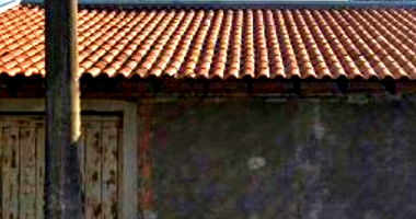 Casa em Leilão com 2 Quartos e 125m² Construídos