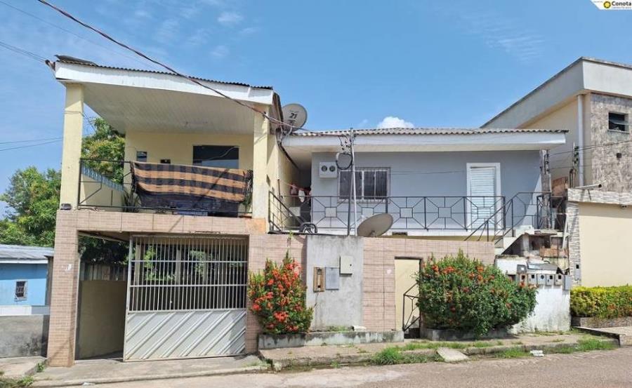 Prédio Comercial com 317m² construídos em Manacapuru