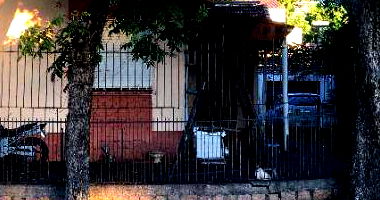 Casa com 3 quartos, 2 banheiros e 1 vaga