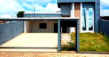 Casa Alto Padrão em Entre Rios do Oeste/PR com Piscina