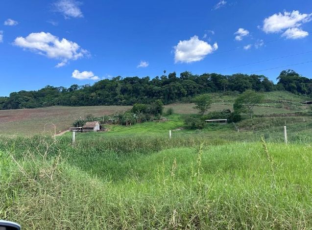 Fazenda Saudades com 210.000m² e benfeitorias