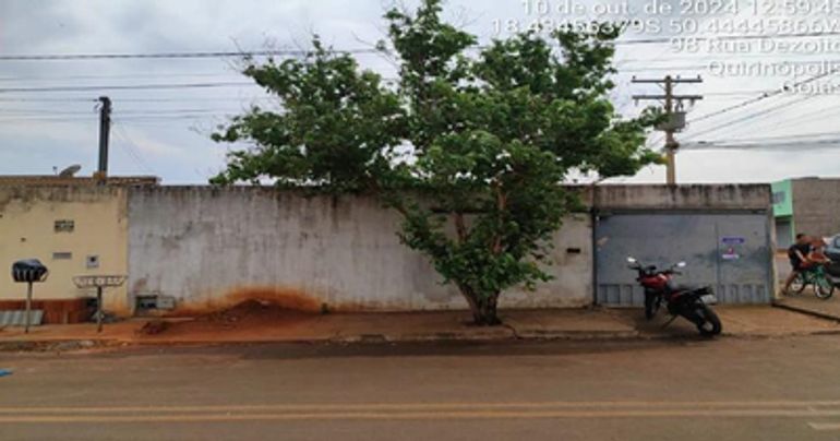 Casa Residencial em Esquina com 2 Dormitórios e 87m²