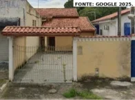 Casa com 254m² de Área Construída em Lote de 500m²