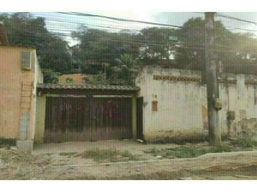 Casa em Leilão com 450m² de Terreno e 90m² Construída