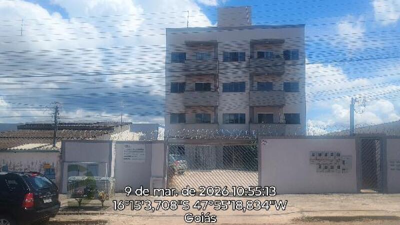 Apartamento 2 Quartos com Varanda e Vaga em Luziânia