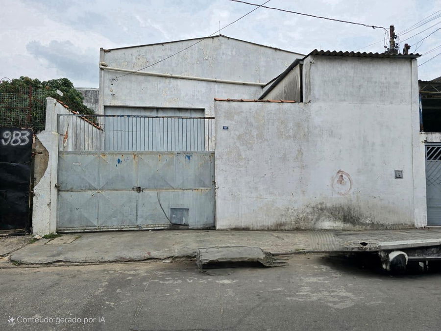 Galpão Desocupado com 250m² em Guarulhos/SP